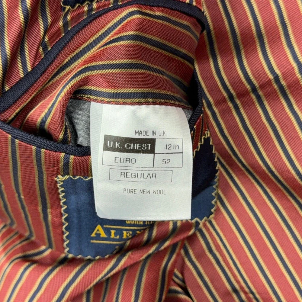 VTG Alexandre London Blazer Mens 42R Navy Blue Gold Button Wool Sport Coat UK